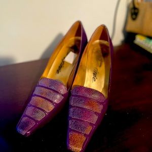 Purple heel